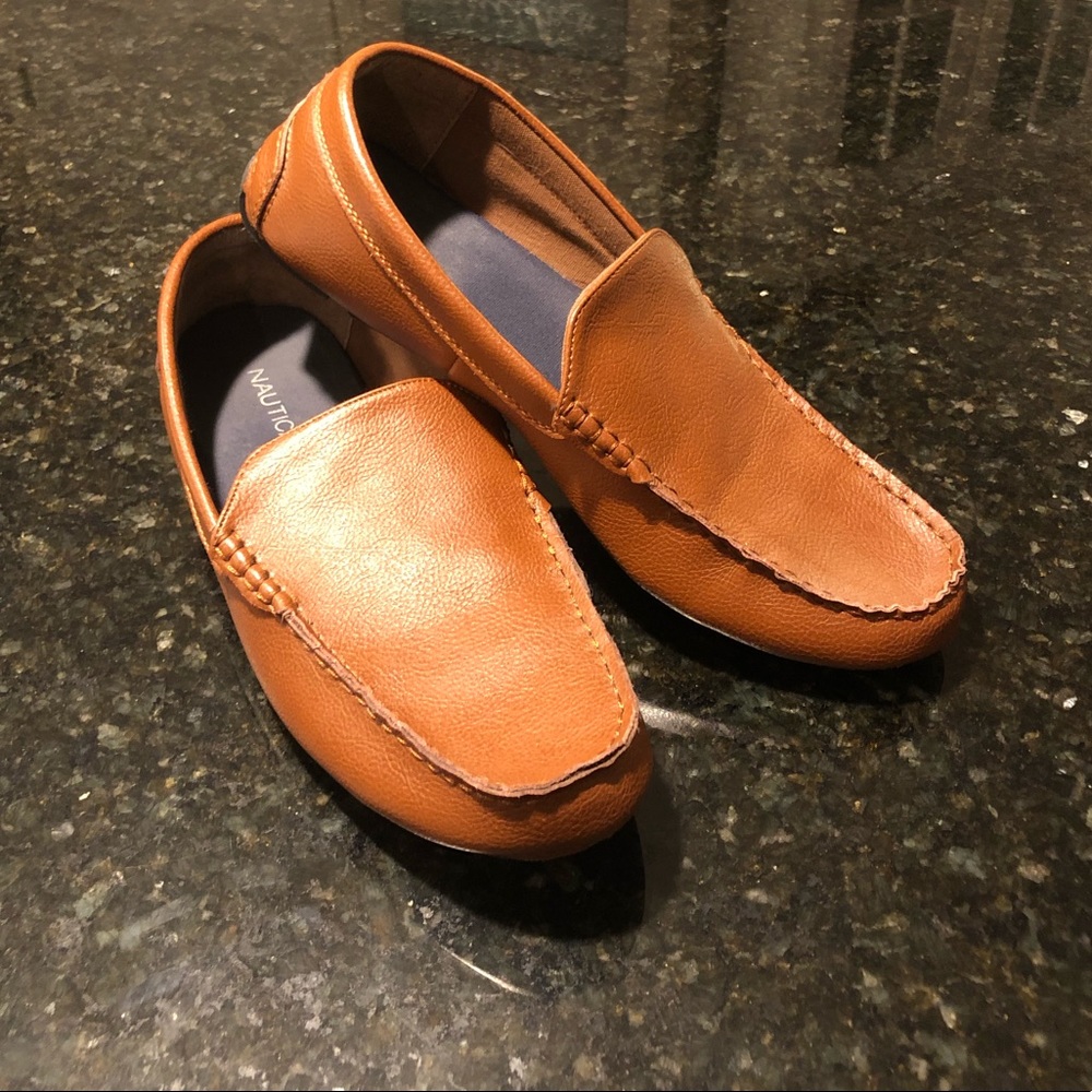 Nautica Men’s Brown Bale Loafers